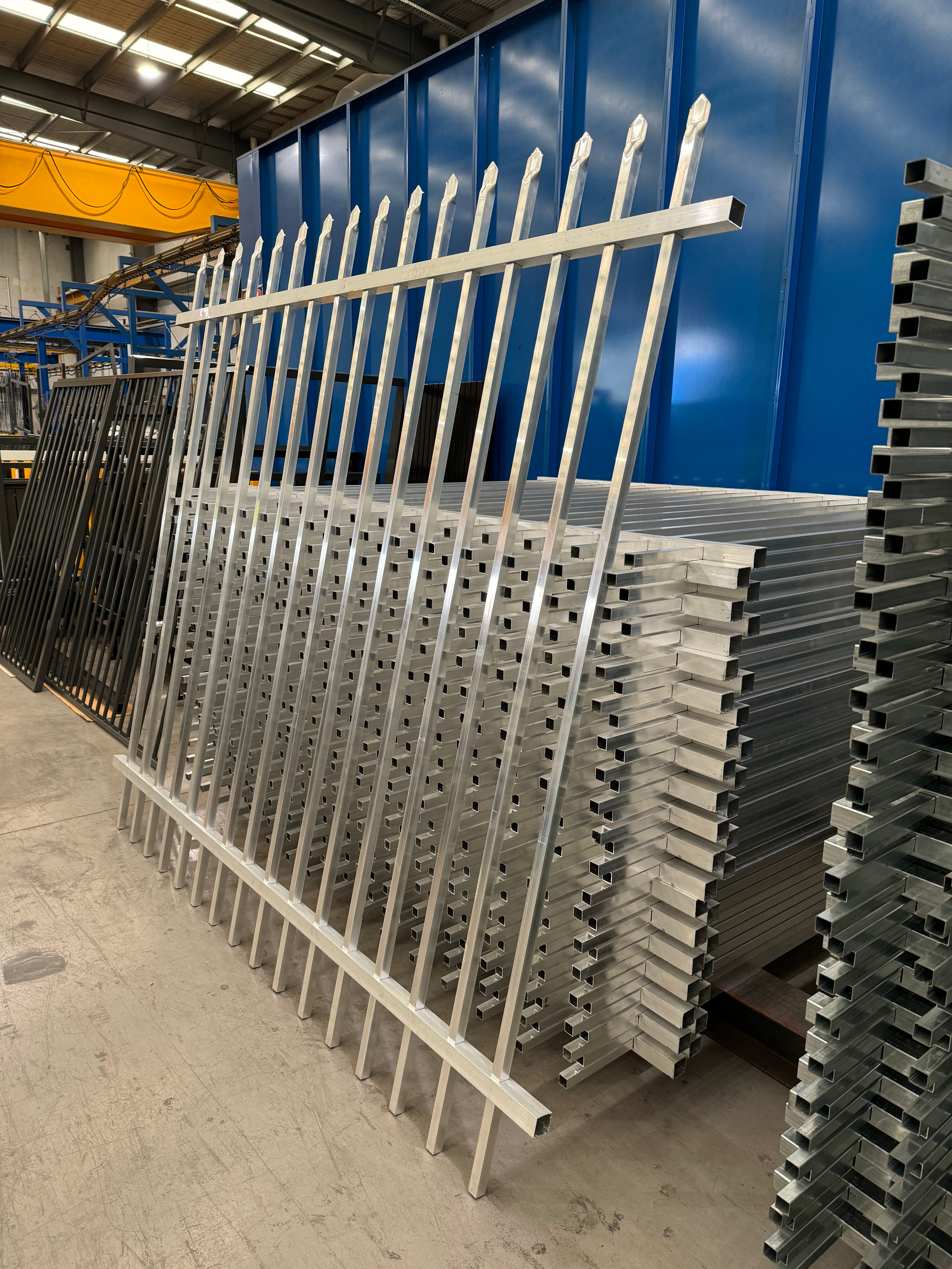 Pre-Made Panel 2100H Aluminium