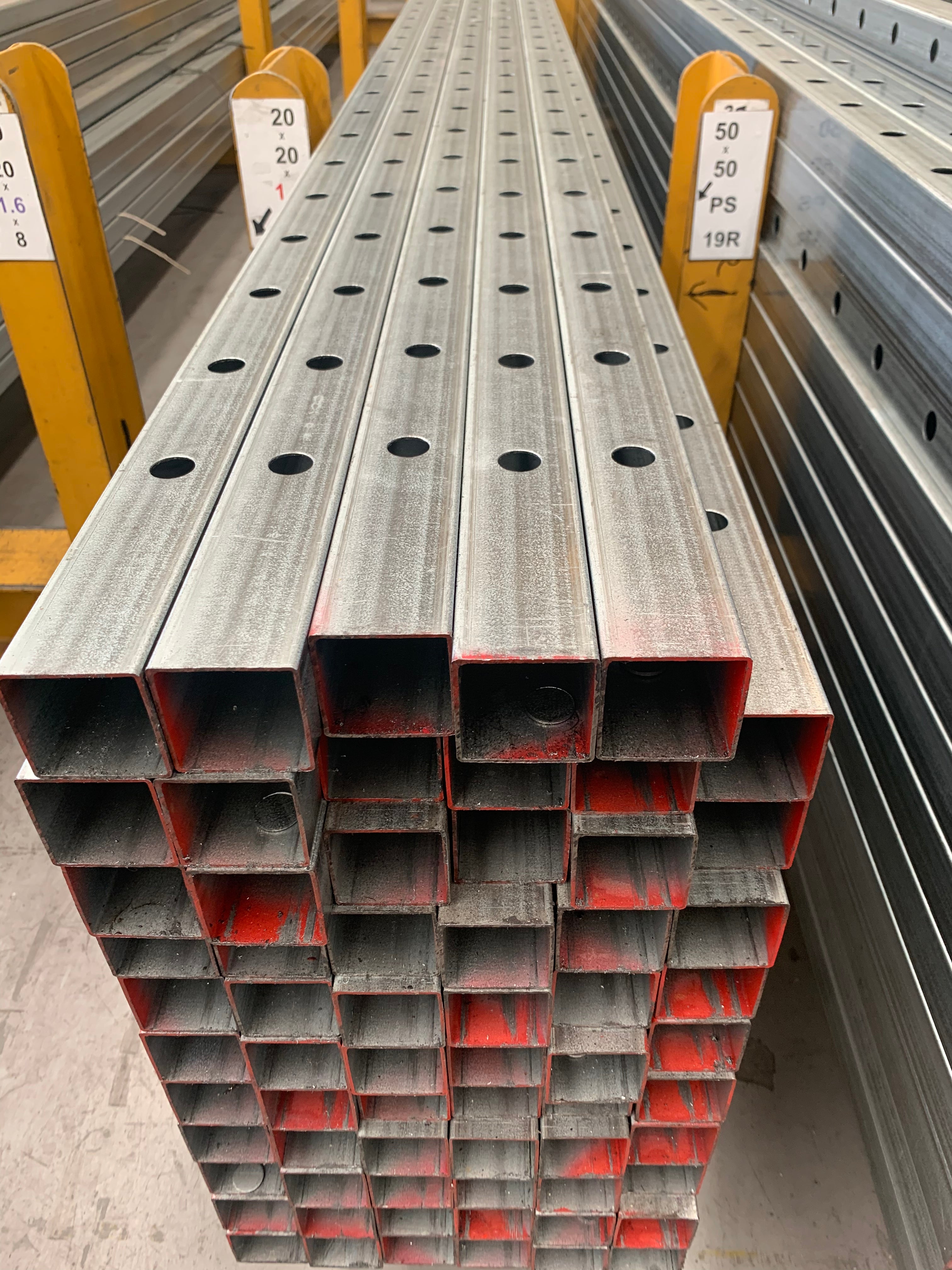 50x50 Double Punched Ø19 round