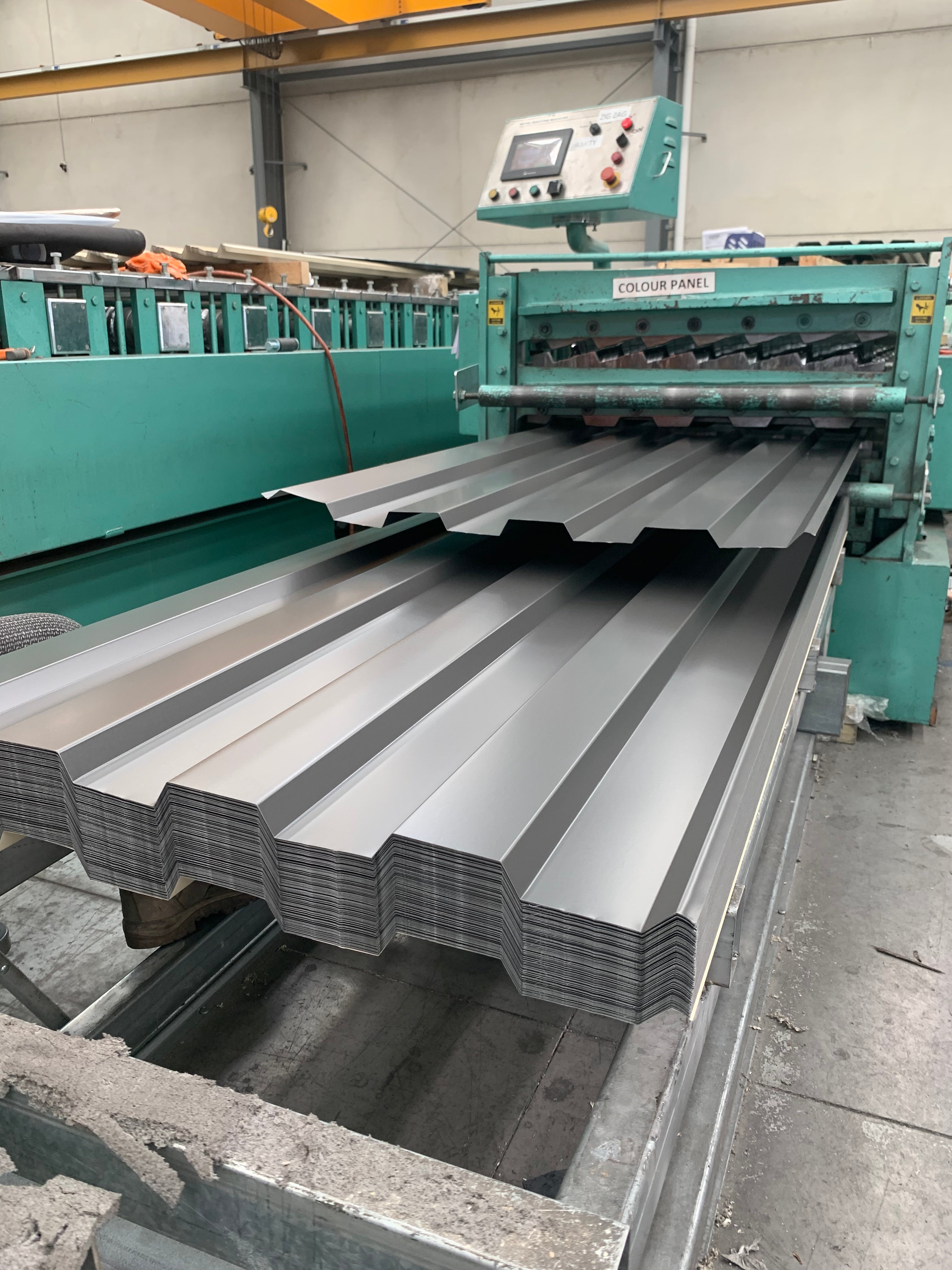 Colorbond® Amity Sheets MONUMENT